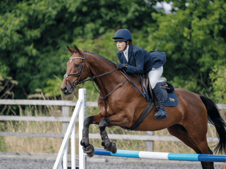 HR_WEB_7-secrets-to-riding-related-distances